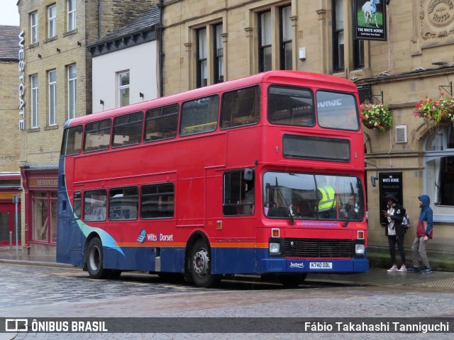 Viscount Travel 740 na cidade de Halifax, West Yorkshire, Inglaterra, por Fábio Takahashi Tanniguchi. Número da foto: #13329032.