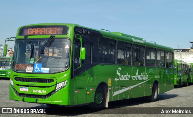 Transportes Santo Antônio RJ 161.172 na cidade de Duque de Caxias, Rio de Janeiro, Brasil, por Alex Meireles. Número da foto: #13330498.