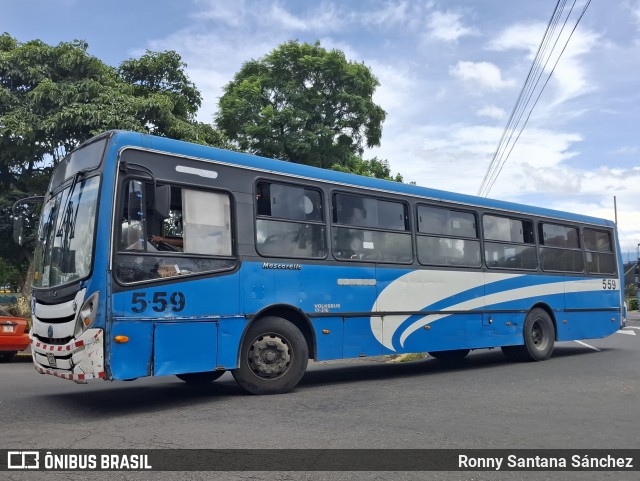 METROCOOP 5-59 na cidade de Alajuelita, Alajuelita, San José, Costa Rica, por Ronny Santana Sánchez. Número da foto: #13331348.