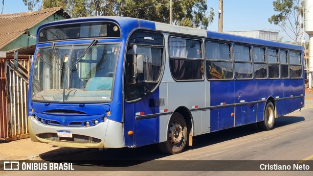 Ônibus Particulares 0000 na cidade de Uberlândia, Minas Gerais, Brasil, por Cristiano Neto. Número da foto: #13332720.