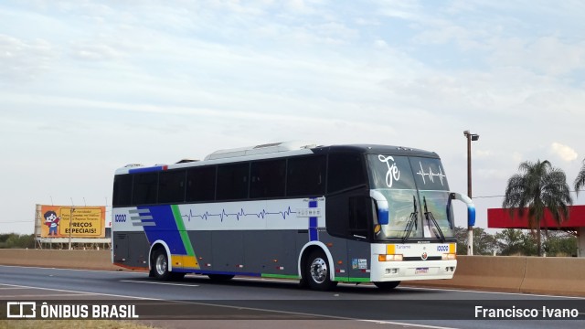Ônibus Particulares 10000 na cidade de Salto Grande, São Paulo, Brasil, por Francisco Ivano. Número da foto: #13332355.