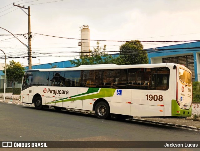 Viação Pirajuçara 1908 na cidade de Taboão da Serra, São Paulo, Brasil, por Jackson Lucas. Número da foto: #13335833.